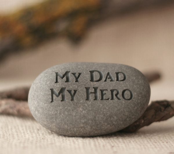 Hand carved gift for Daddy - My Dad My Hero - Gift for father Online