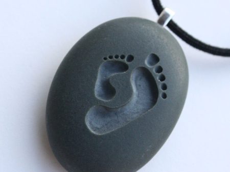 Personalized engraved Mother s Necklace - Tiny PebbleGlyph (c) For Sale